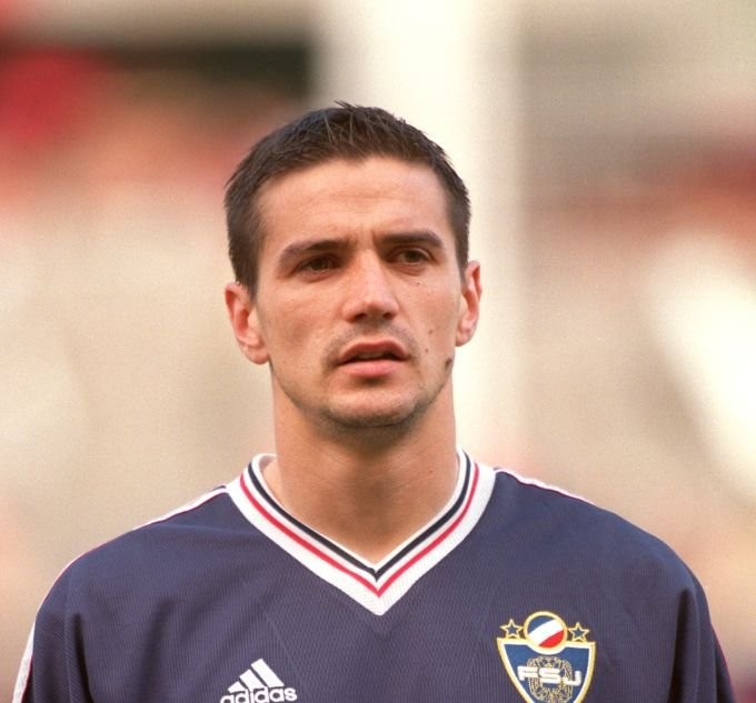 	Zoran Mirković 	